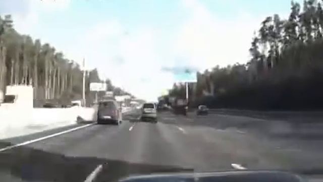 Dash Cam Video #70 - Just Plain Dumb: Mini Cooper Madness смотреть онлайн