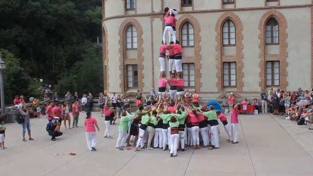 Башня из людей в Каталонии. Кастель / The Human Tower Of Catalonia. Castells