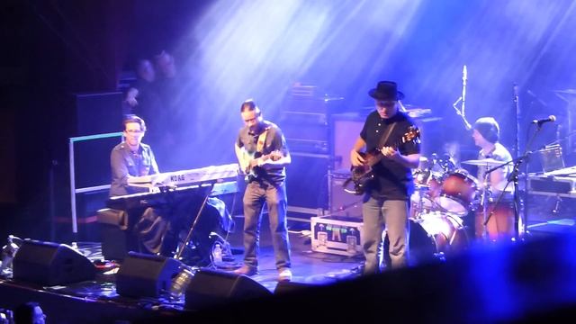 Jah Wobble plays the 'Theme From Get Carter' at The Ritz, Manchester. 01/11/15. смотреть онлайн