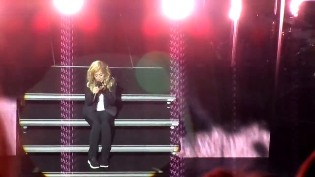 Le coeur que tremble-Lara Fabian- Le Grand Rex-02.10.2016 смотреть онлайн
