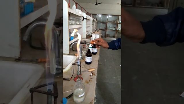 Idoform test gives yellow ppt CHI3 смотреть онлайн