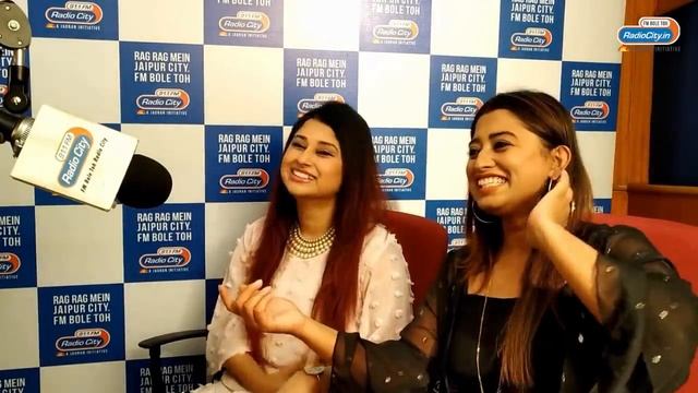 #BiggBoss12 Somi Khan Revealed her Relation With Deepak Thakur | Bigg Boss 12 | Radio City смотреть онлайн