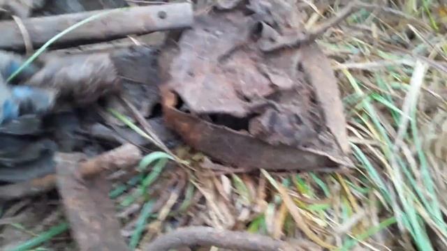 Копаю запасы дедов ,металл дается нелегко