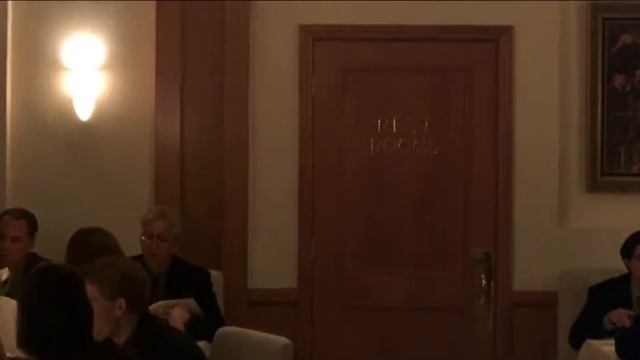 End Of Days (1999) Restaurant Scene - 'BOOB Grab' !!! HD смотреть онлайн
