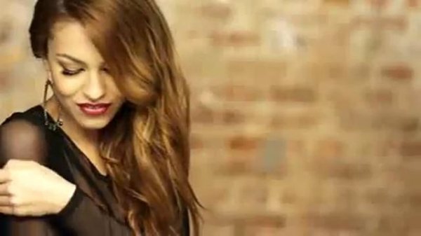 Bella Bella English Video Song 2016 By Mira 1080p HD BDmusic23 com