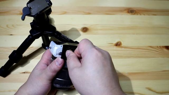 ミニ三脚「SLIK MINI PRO DQ」（輸出専用棚ズレ品）の開封と少し動画用テーブル三脚としての使い方の件 Mini tripod unboxing смотреть онлайн