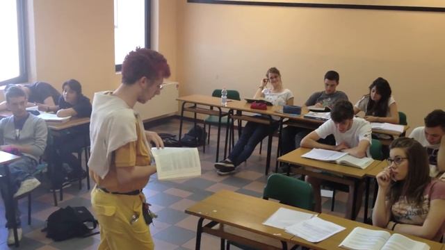 STRANE PRESENZE смотреть онлайн