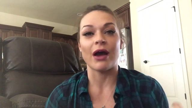 Wlstories: Meet: @Loseitconkatie This is her weight loss story. смотреть онлайн
