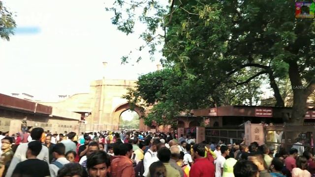 TAJ MAHAL AGRA | TICKET and LUGGAGE COUNTER смотреть онлайн