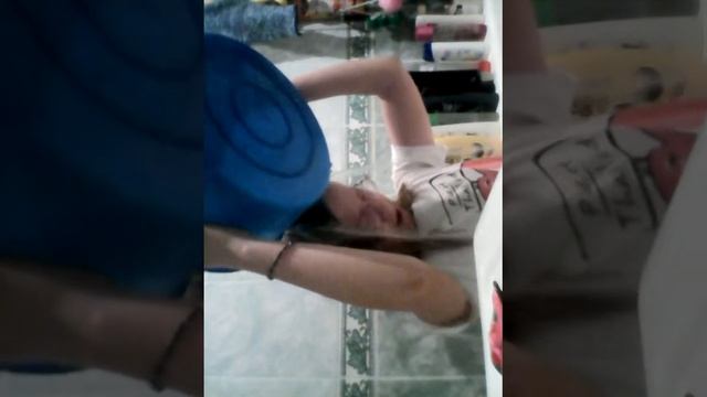 Обливанте холодной водой . Саша рубенкова смотреть онлайн