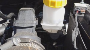 HAVAL H3 Второй отзыв реального владельца - китайцы ОБМАНУЛИ со шторкой и тормозуха вытекла :))