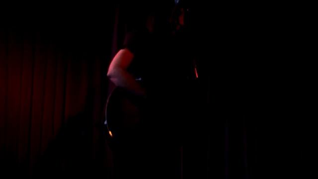 Lindi Ortega~Im on Fire @ Whelans 14 Oc `11 смотреть онлайн
