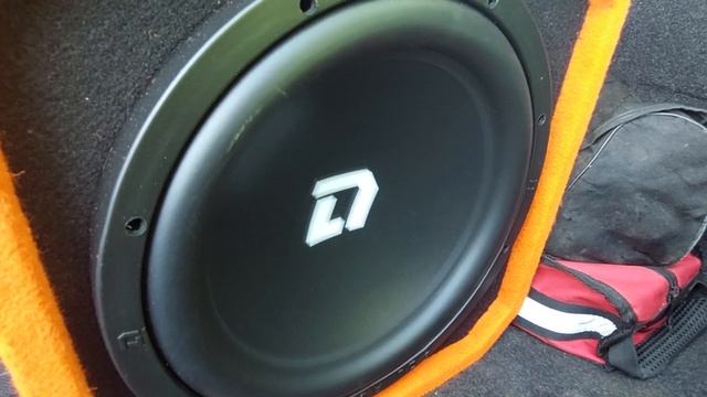 Piranha 12A Twin DL AUDIO добавил басса смотреть онлайн