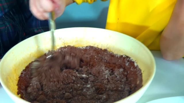 ემილიას ვინ ესტუმრა? ვამზადებთ უგემრიელეს მაფინებს