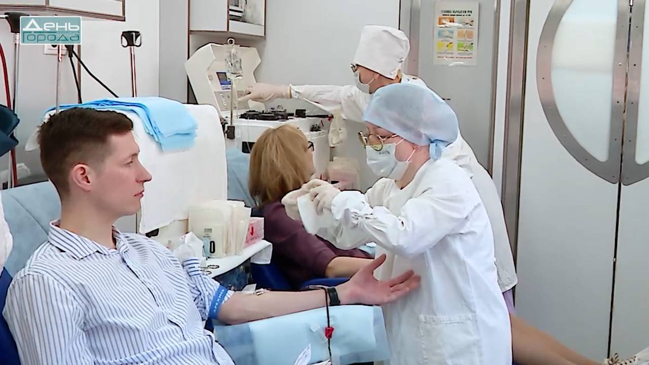 Члены Общественной палаты и сотрудники мэрии Нижнего Новгорода сдали кровь на традиционной донорской смотреть онлайн