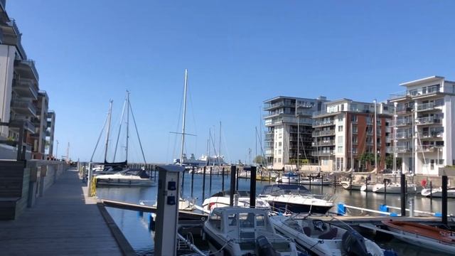 Marina in Malmo, Sweden. смотреть онлайн