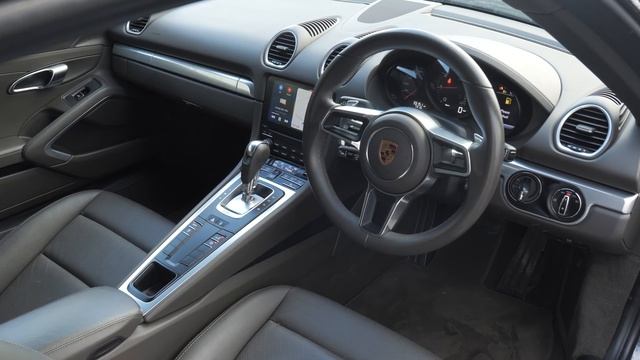 Porsche Cayman 2.0T Coupe 2dr Petrol PDK Euro 6 (s/s) (300 ps) - 2017 смотреть онлайн