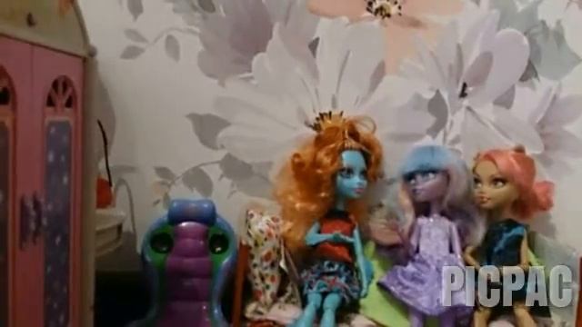 Женщина в маске #picpac #monsterhigh смотреть онлайн