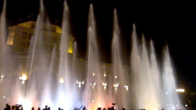 Поющие фонтаны в Ереване смотреть онлайн