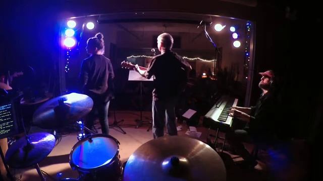 Richard Chase Group: Comfortably Numb ~ Pink Floyd смотреть онлайн