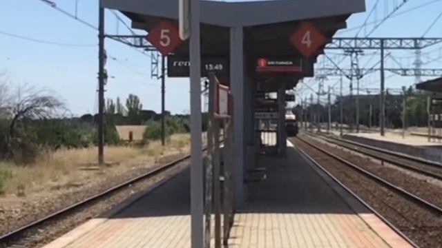RENFE Mercancías 333 CARRILERO + BOBINERO Pinar de las Rozas смотреть онлайн