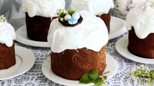 Шоколадные Пасхальные Куличи с курагой на закваске