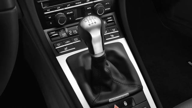 2015 Porsche 911 vs. Lexus RC 350 смотреть онлайн