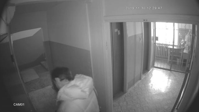 Домушник подбирает ключи