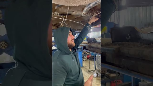 Оторвало Балку Ваз 2115 😳Что делать??? / СВАРНАЯ РАБОТА / крепление балки Ваз смотреть онлайн