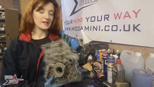 Mini Cooper S R53 Cam Chain Replacement by a FEMALE! смотреть онлайн