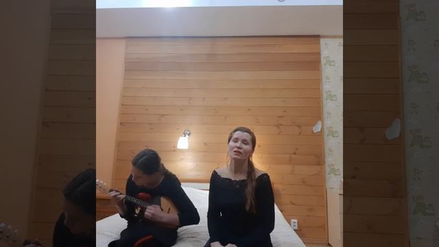 Кондратьева Елена с дочерью Софией, 14 лет, "То ни ветер ветку клонит" смотреть онлайн