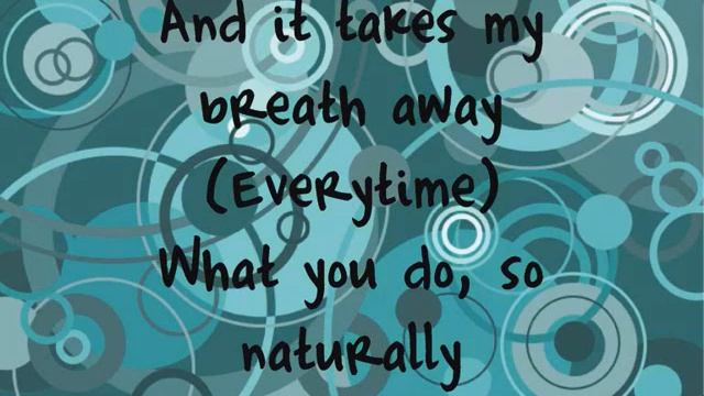 Naturally - Selena Gomez & the scene (with lyrics) смотреть онлайн