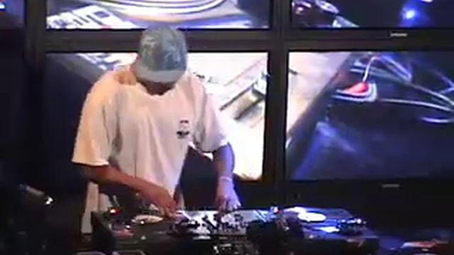 Redbull Scratch Match Venezuela 2008 DJ AJD смотреть онлайн