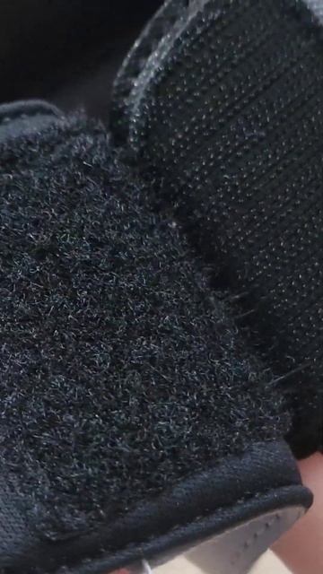 Velcro Crunch 609 Velcro On Slipper ASMR смотреть онлайн