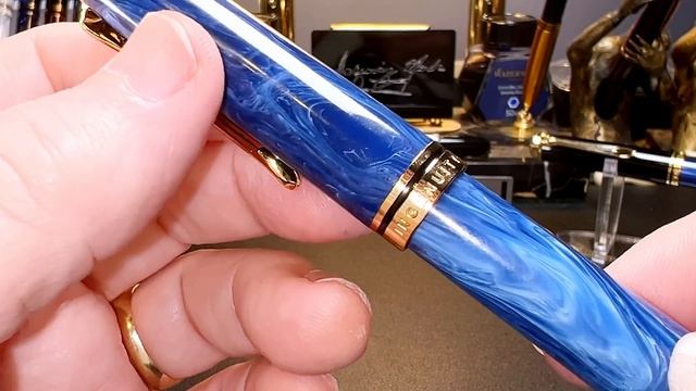 Admok Vs Pelikan M800 - Clone Or Crap?