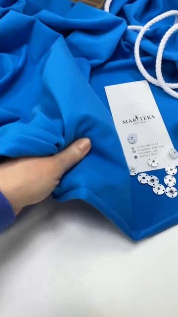 Футер Moschino 2-х нитка в ярко-голубом цвете.