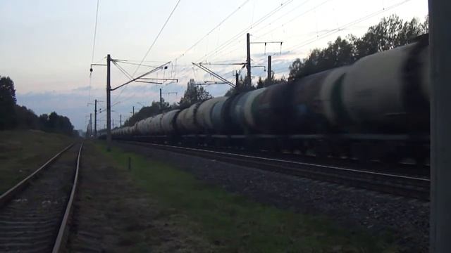 БКГ1-001 с грузовым поездом смотреть онлайн