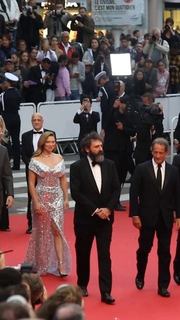 Come and Watch Cannes Film Festival Opening Ceremony | Cannes 2024 #shorts #cannes2024 #redcarpet смотреть онлайн