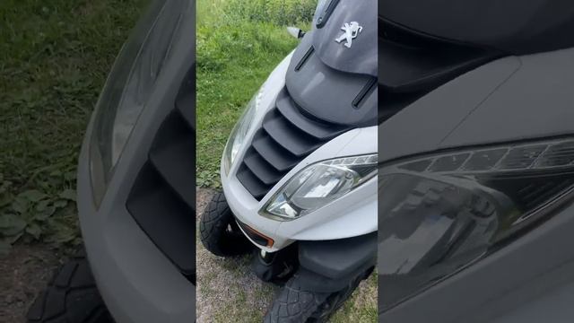 Peugeot Metropolis 400I 2014 Walk around 🇸🇪 смотреть онлайн