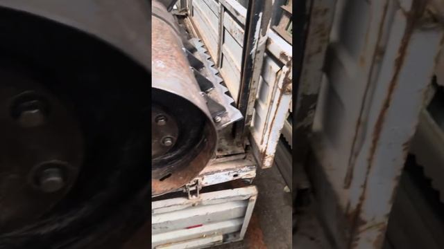 Ремонт роторного комбайна Claas Tucano Ремонт ротора замена вала ротор АДИРОН +79900261068 смотреть онлайн