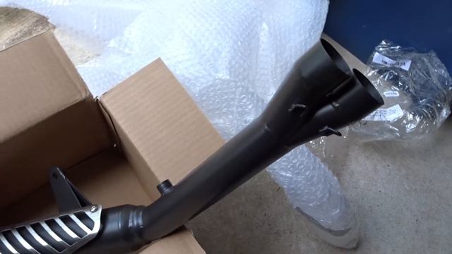Danmoto Exhaust | Kawasaki Vulcan S | Unboxing Video смотреть онлайн
