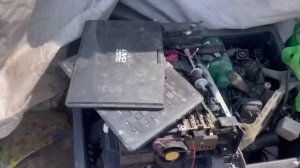 Свалка, деньги из мусора. Витёк мусорщик