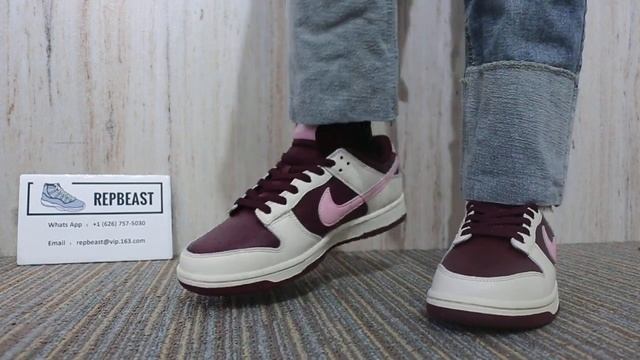 Nike Dunk Low “Valentine's Day” On Feet смотреть онлайн