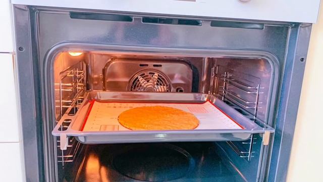 «ПЕСОЧНЫЙ ТОРТ С ВКУСНЫМ КРЕМОМ»