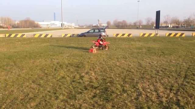 Malaguti grizzly 50 Enea 5 anni secondo video смотреть онлайн