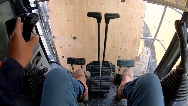 Komatsu PC 2000 смотреть онлайн