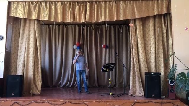 Мужичок горбатый. смотреть онлайн