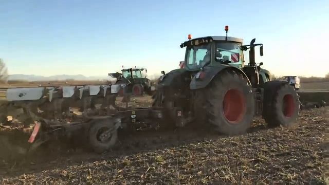 Fendt 939 + aratro смотреть онлайн