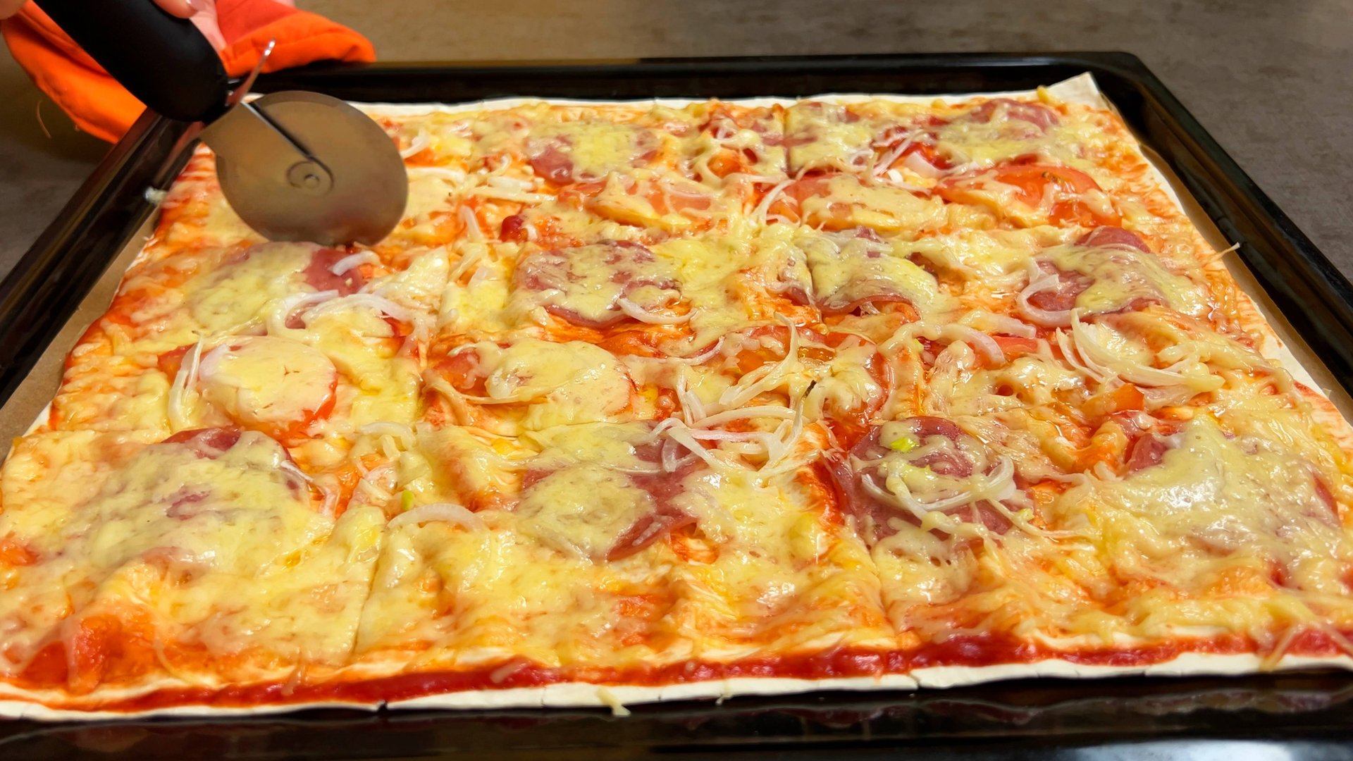 Больше не мучаюсь с тестом! Готовлю ПИЦЦУ по-новому: без возни и замеса теста Быстро и очень вкусно смотреть онлайн