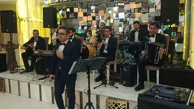 Orxan Nur & 3 Alov qrupu.Simuzerim.canli toy.FULL HD смотреть онлайн